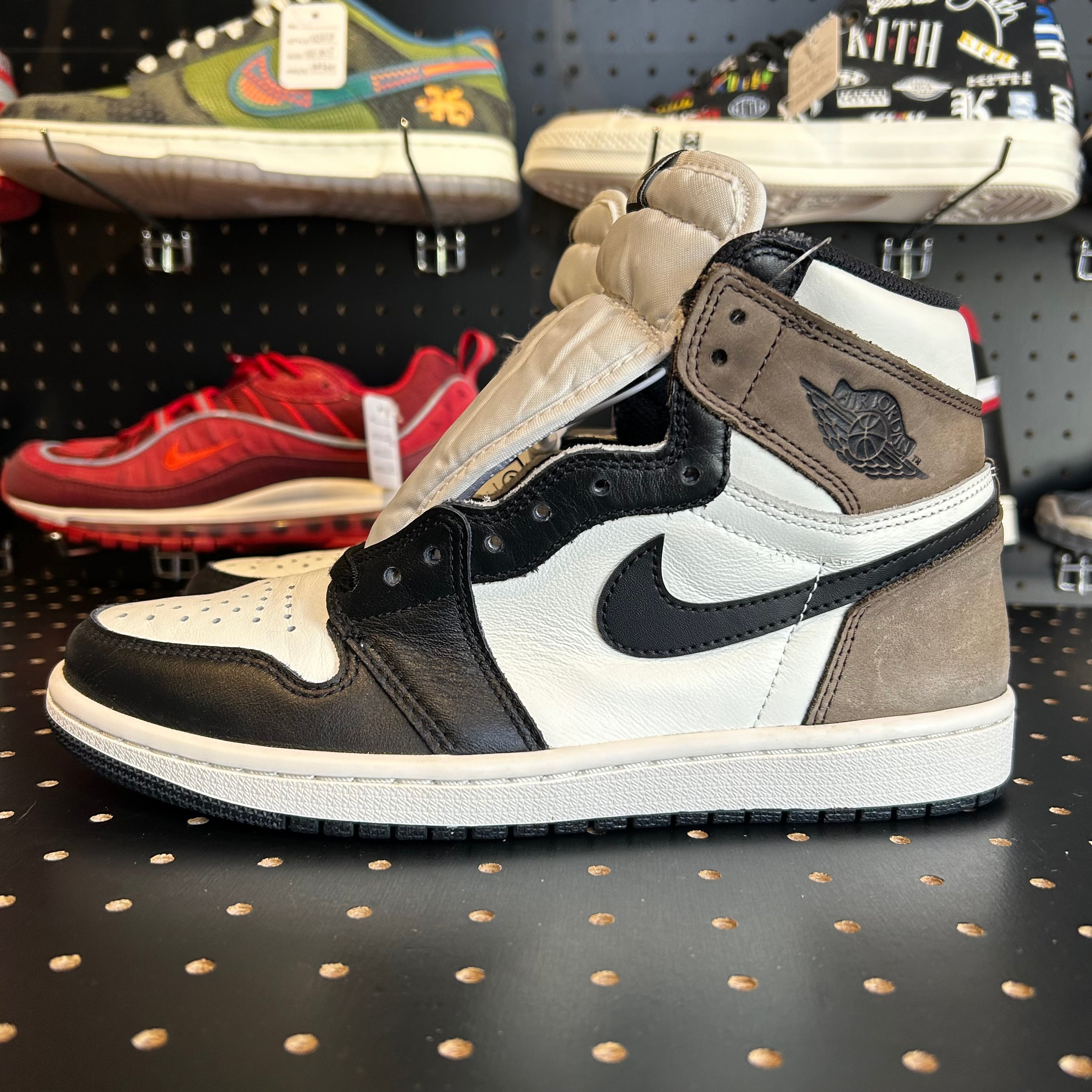 League of Legends × Nike Air Jordan 1 High Zoom Air Confort