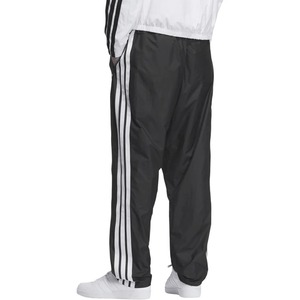 アディダスウィンドパンツ スリーストライプス ルーズフィット フルレングス オープンヘム[メンズ]QD767 起毛トリコット裏地付き adidas