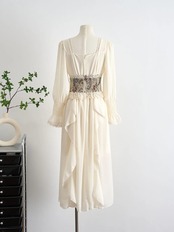 【0079】Floral Corset Fairy Long Sleeve Dress