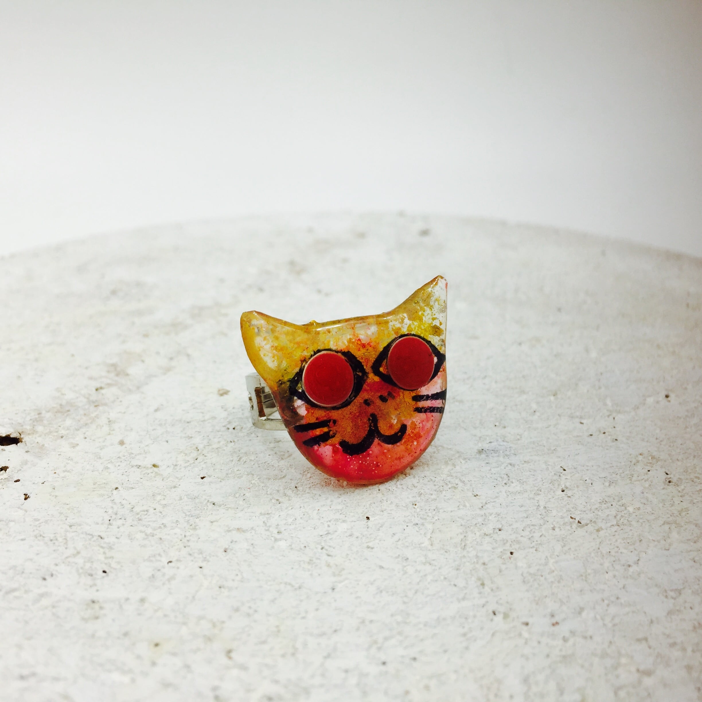 猫meow指輪  :  赤い大丸