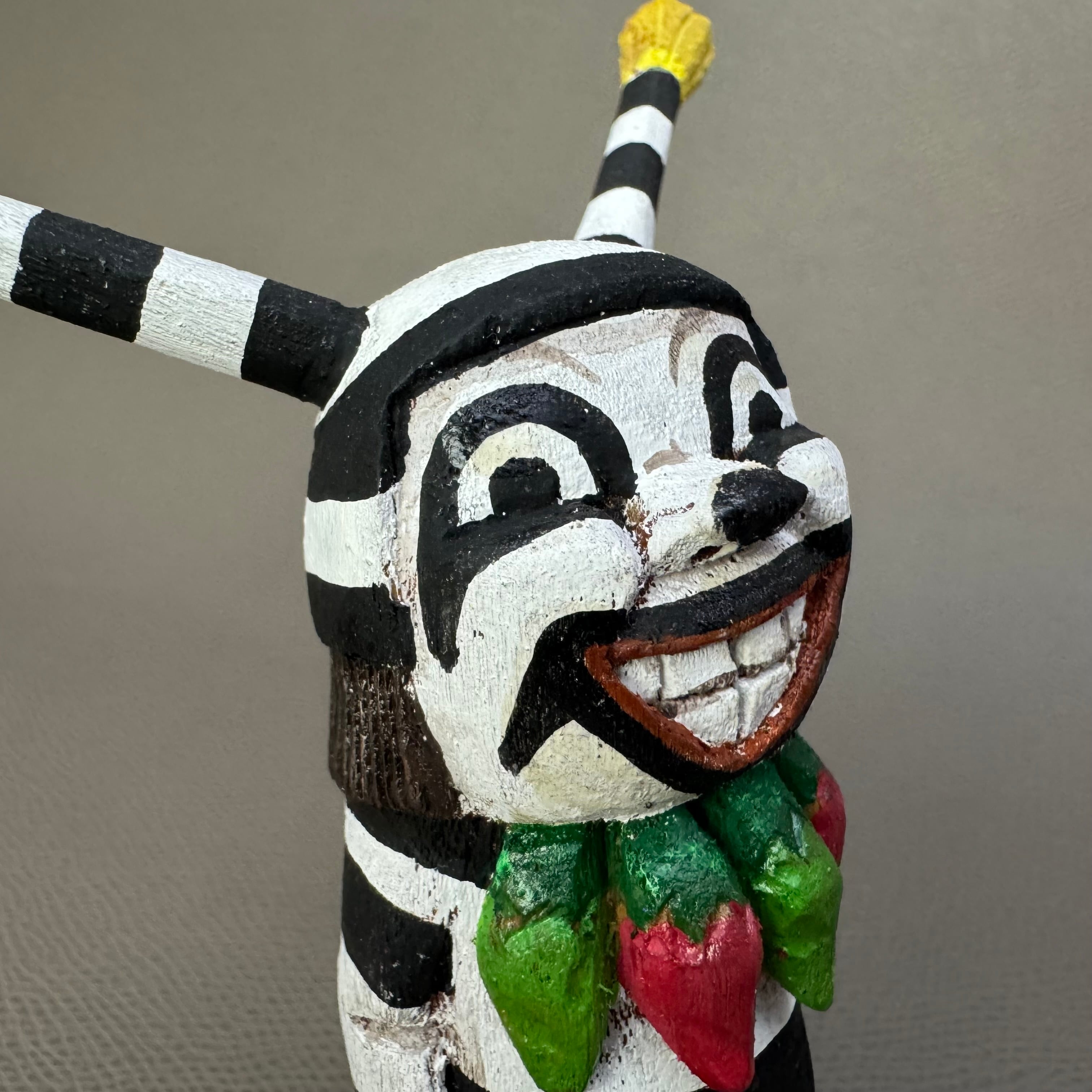 HOPI(ホピ)族 John David, Sr作 カチーナドール クラウン INDIAN