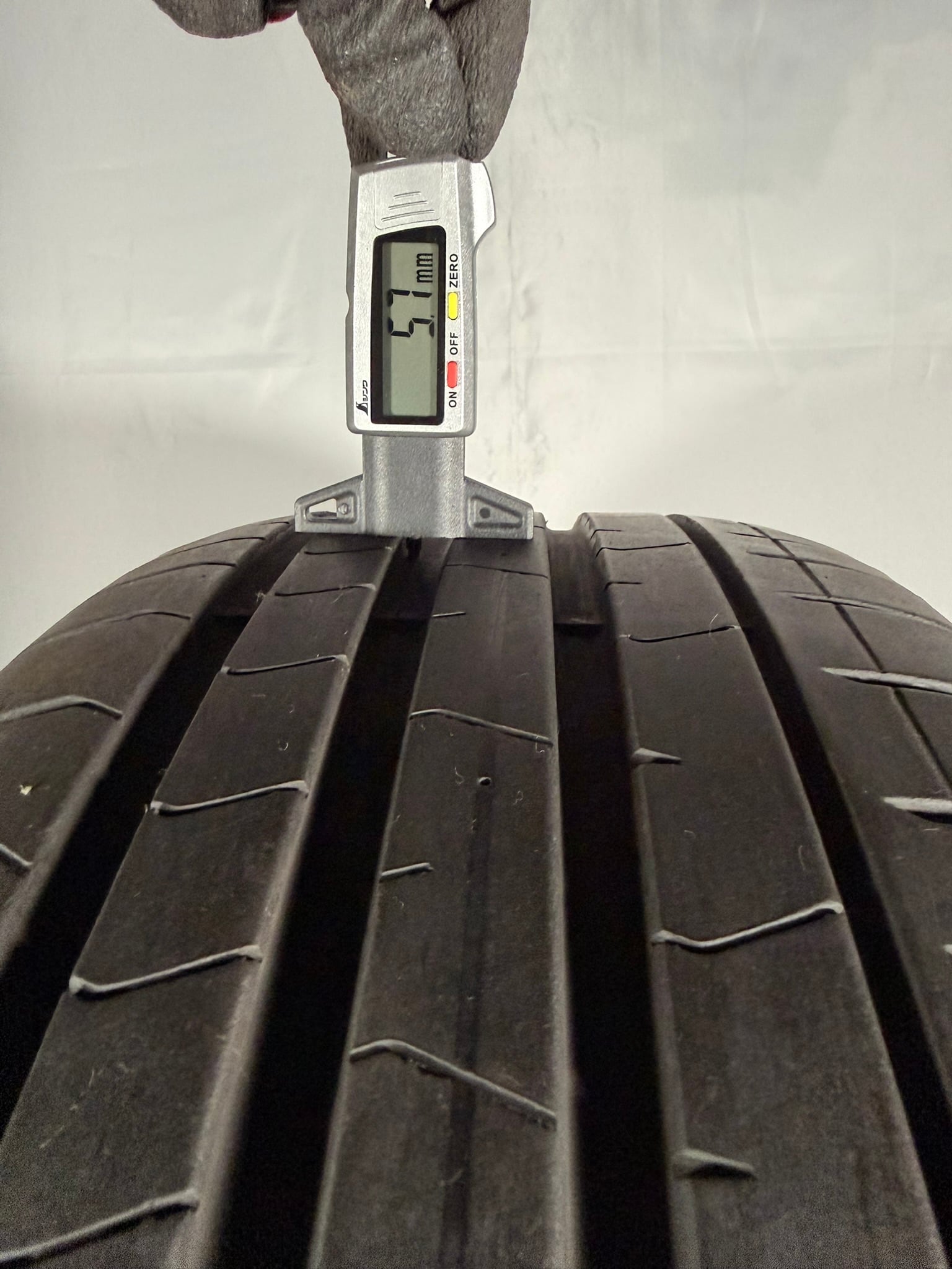 235/50R19 99W PIRELLI P ZERO PZ4 ピレリ ピーゼロ PZ4 4本セット