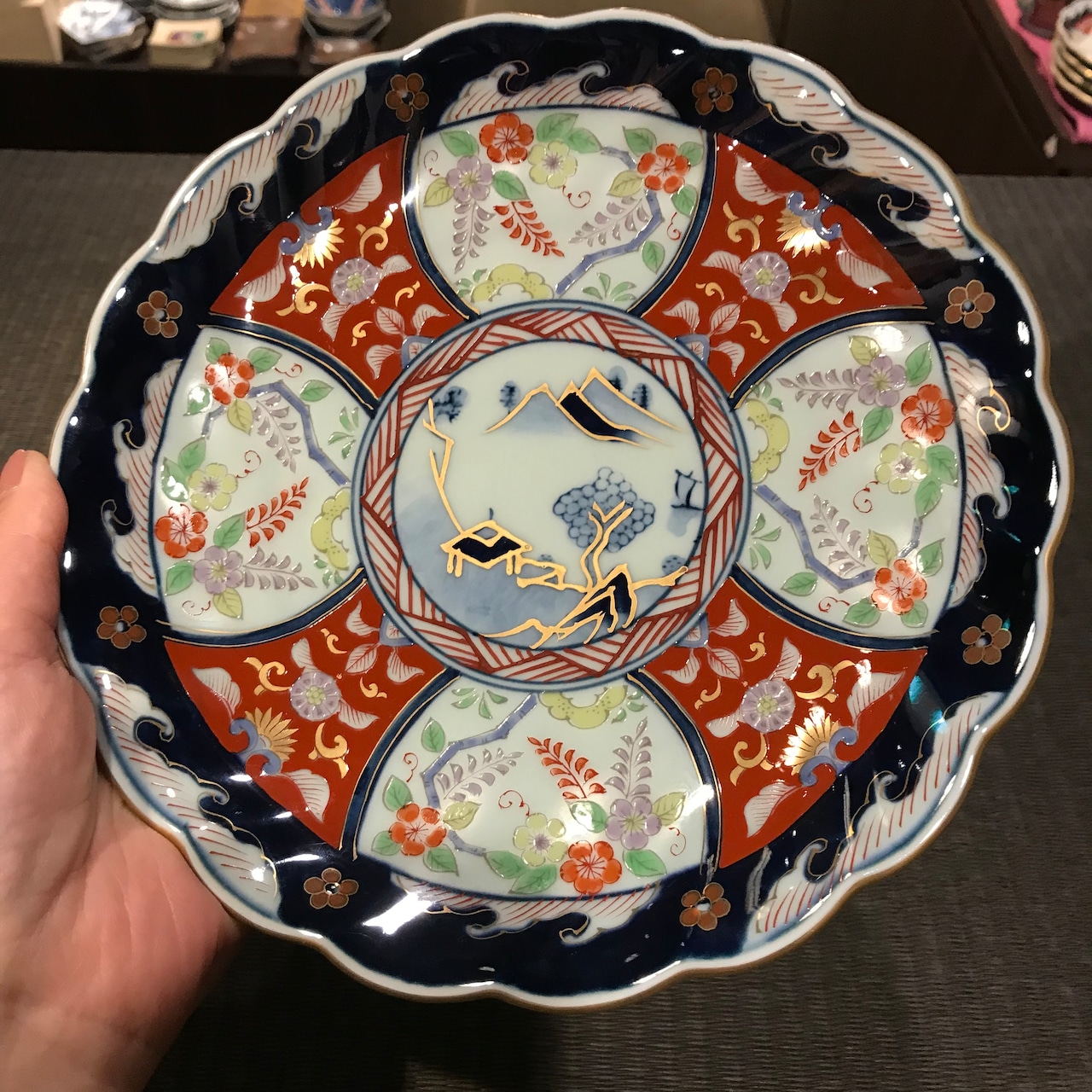 古伊万里手藤絵 六寸皿 伊万里・鍋島焼／瀬兵窯 | 銀座器ギャラリー門 