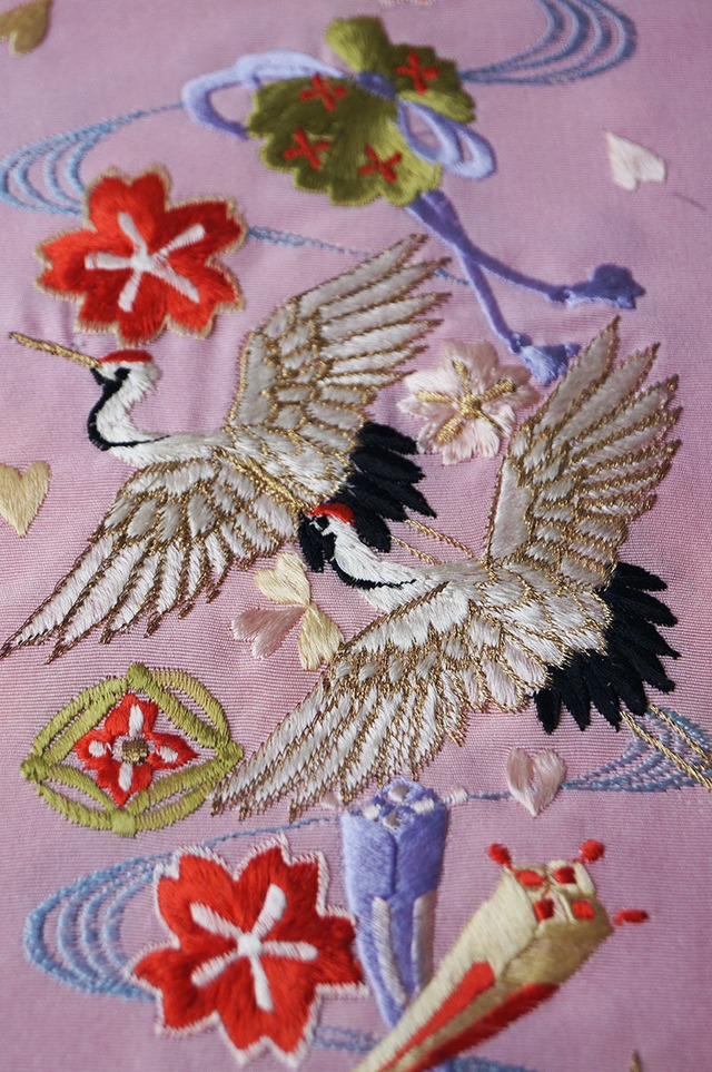 【半衿】ピンク地　鶴に桜文　刺繍半衿  　№220309Ⓓ