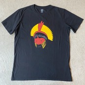 カヤポ族のTシャツ 【Cachique(preta)】