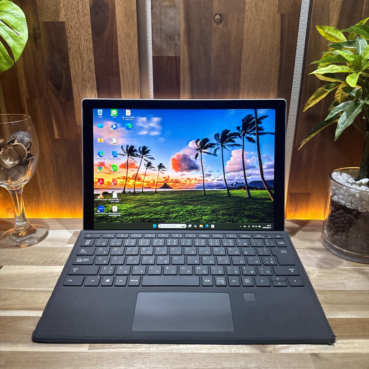 \ 公式ショップ限定価格❣️/ 準美品《希少着脱式SSD》Surface Pro 7+ プラチナ 第11世代 メモリ8GB SSD128GB 人気 ノートパソコン 安心サポート&3ヶ月保証付き