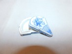 染付扇子型香合 blue &white porcelain incense box(No10)