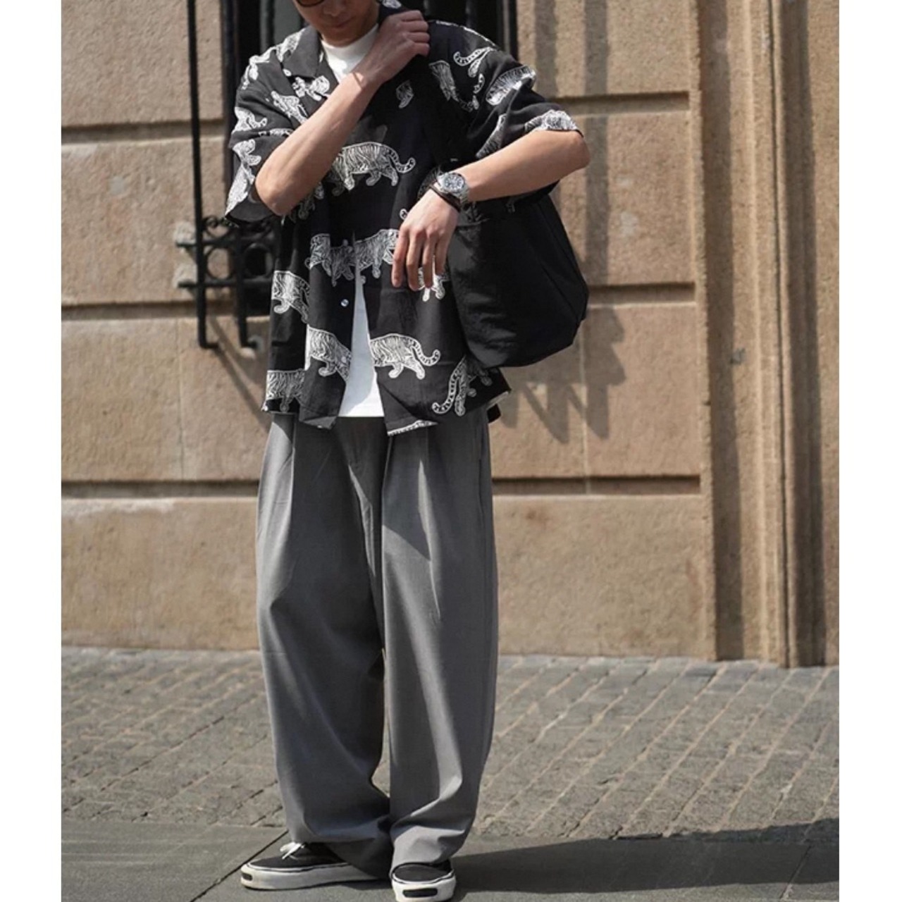 Pleated wide tapered pants 1467 - 15