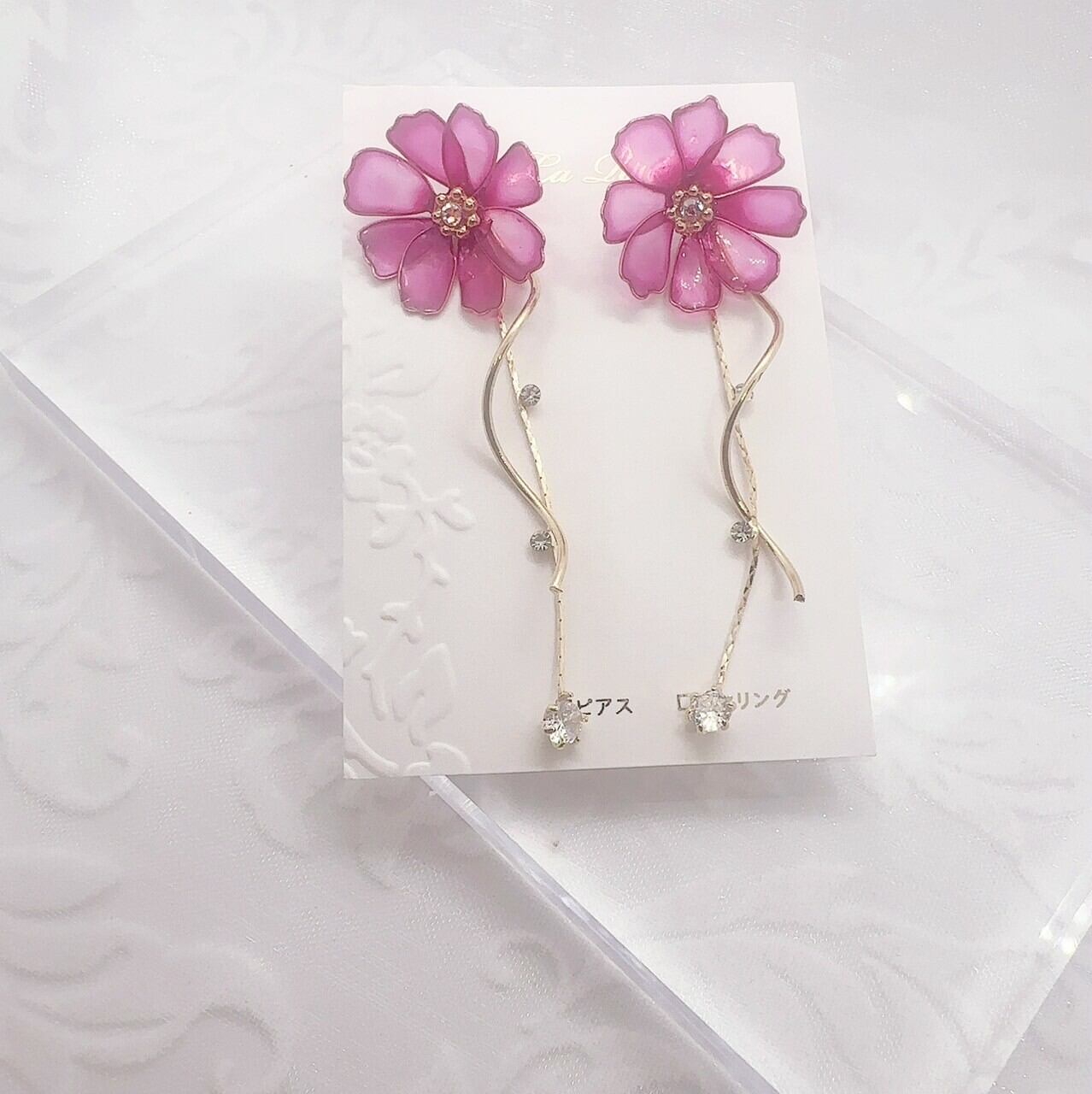 No.285 ドロップビーズとラインストーンのピアス ハンドメイド No.285 ドロップビーズとラインストーンのピアス ハンドメイド