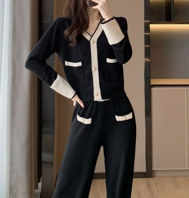 セットアップ レディース ニットカーディガン ワイドパンツ ニット スーツ ワイド ショートニット セーター ハイウエスト レッグ パンツ  上下セット ツーピース きれいめ カジュアル 大人 おしゃれ エレガント フォーマル 春 秋 冬  お出かけ 休日 旅行 普段使い 韓国系 スタイル 送料無料 S M L XL ブラック