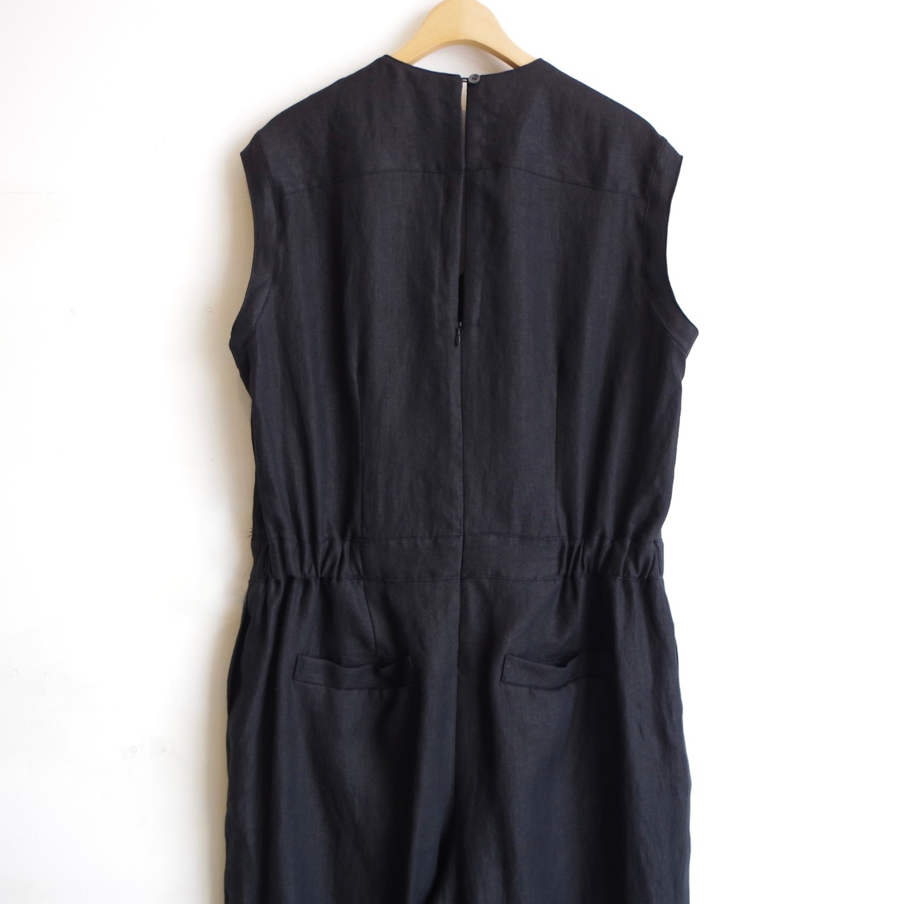 SINME  Vネックオールインワン ブラック