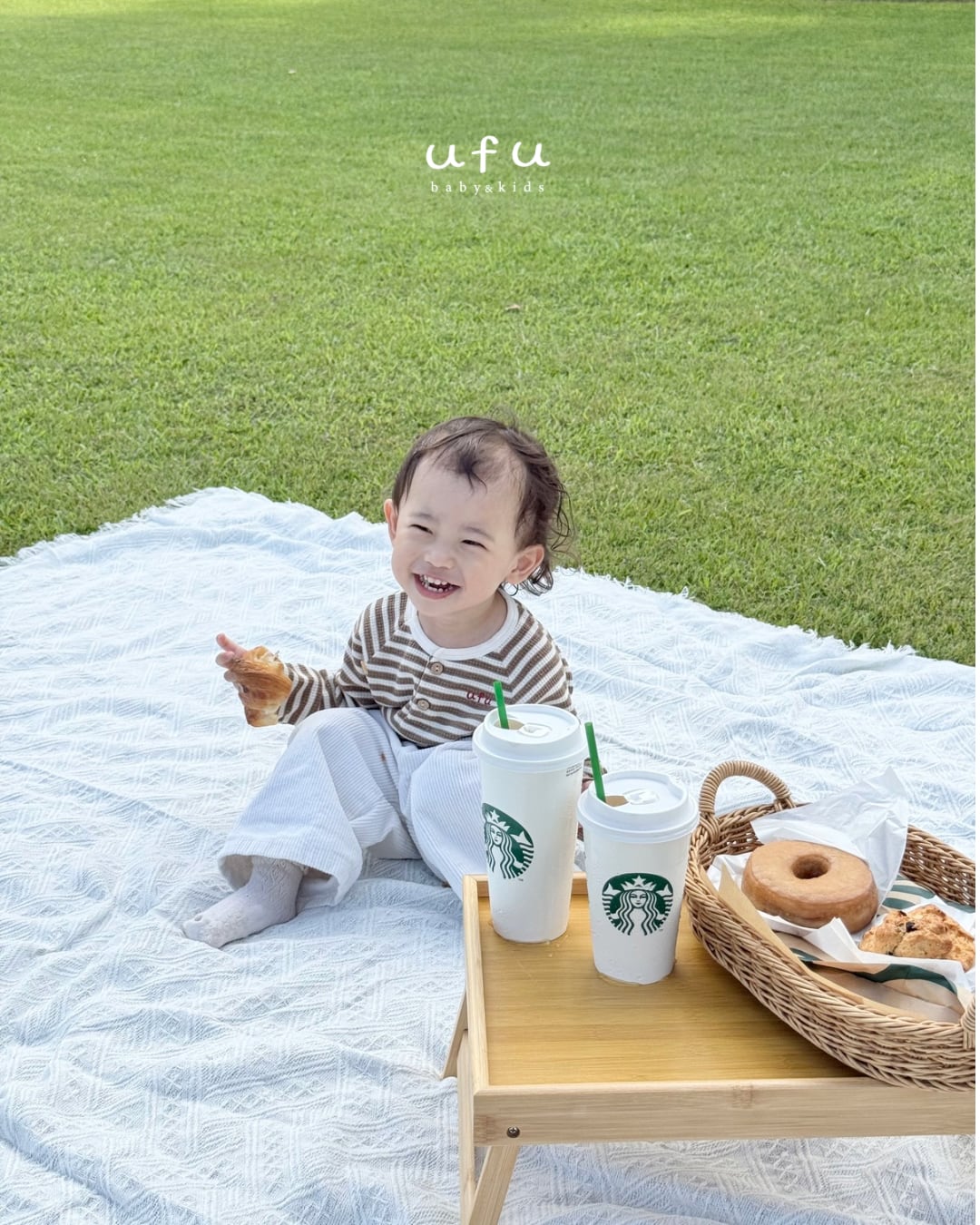 【即納】ufu original croissant T-shirt