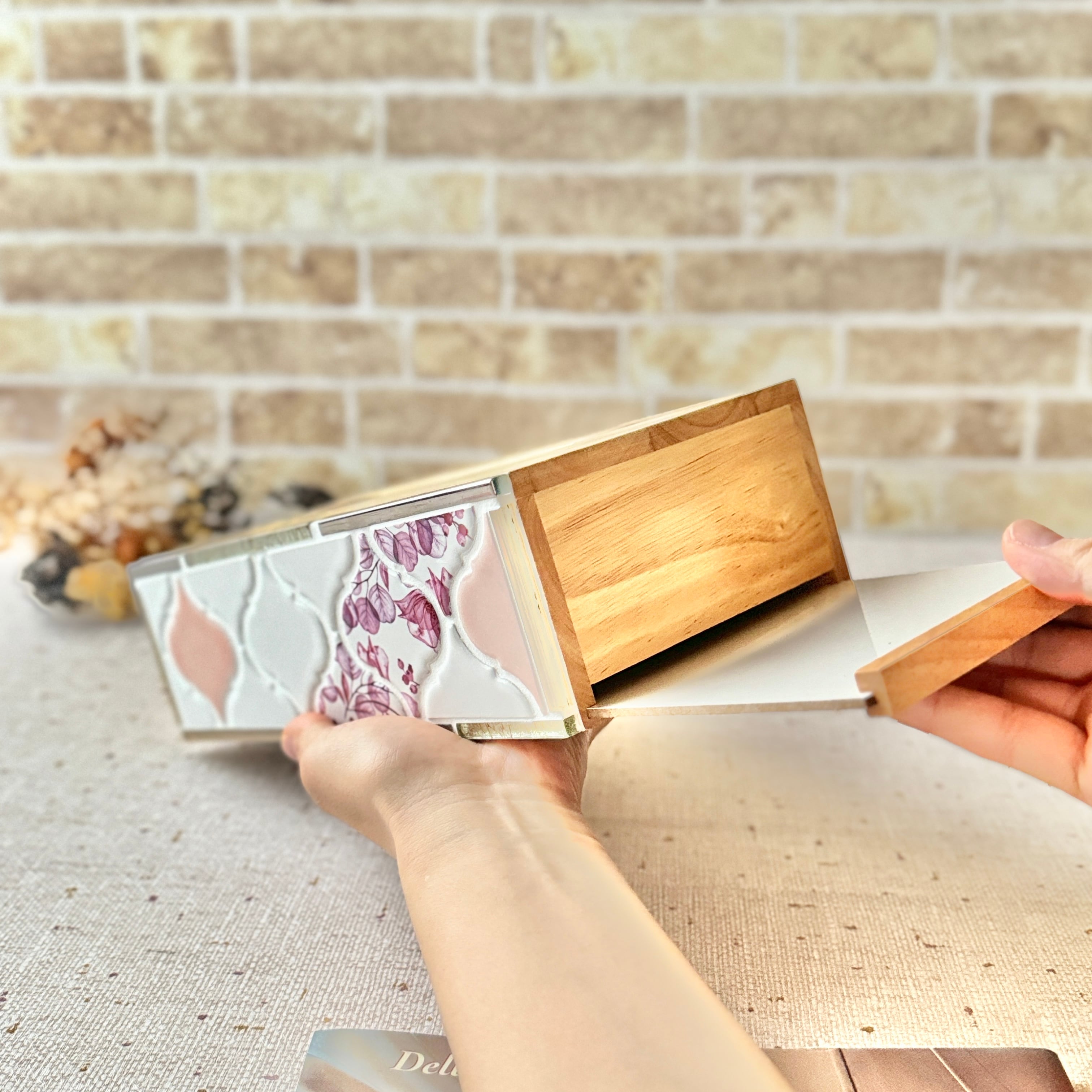 【値下げ中‼️】一点物 手作りタイルティッシュケース 　ティッシュボックス 限定品】焼付タイルティッシュケース | michinopo