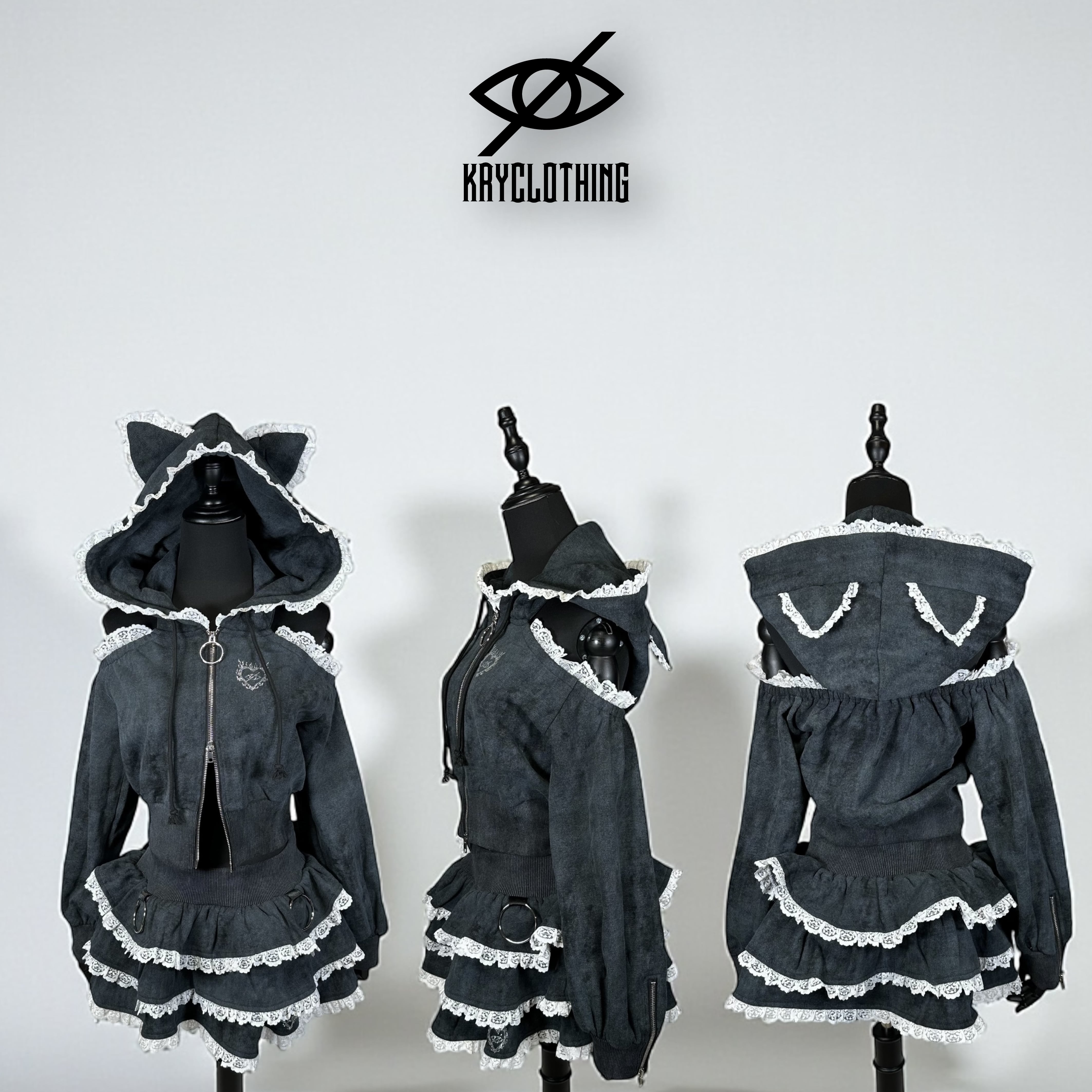 Kry Clothing 猫耳フリルパーカー ブラック×ホワイト Kry Clothing 猫耳フリルパーカー ブラック×ホワイト - メルカリ