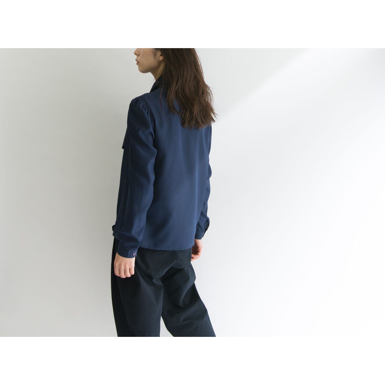 【Made in Italy】Tie collar pleated blouse（イタリア製 タイカラープリーツブラウス）4a