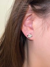 Cubic zirconia pierce