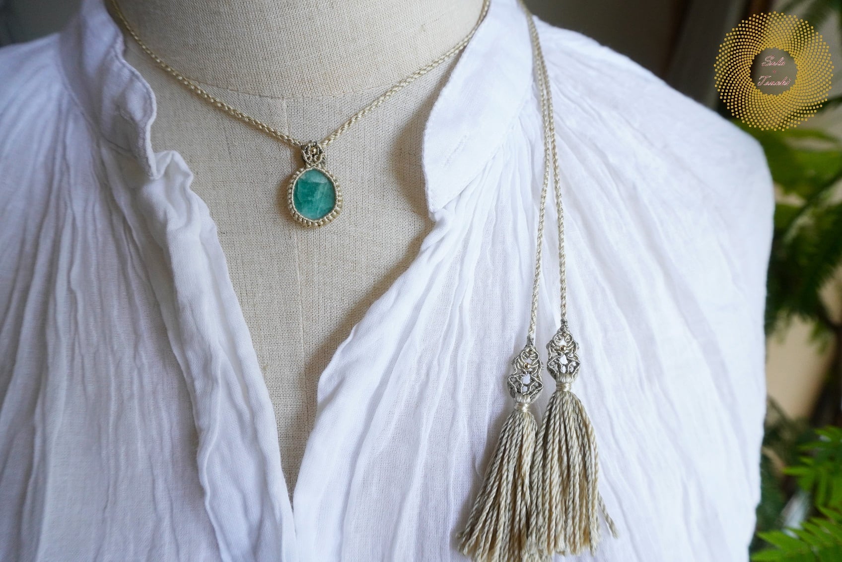 『翠郷』ライトカラーエメラルドのマクラメペンダントネックレス 翠郷』ライトカラーエメラルドのマクラメペンダントネックレス 翠郷