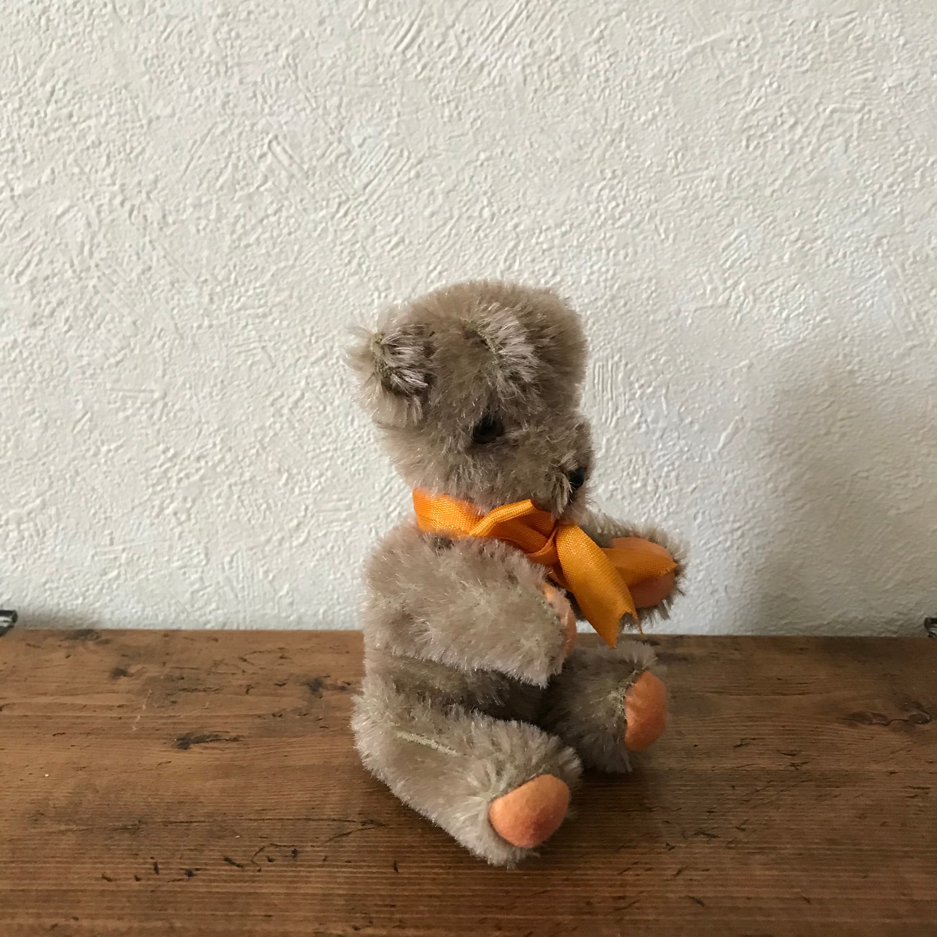 オレンジリボンのくま | tsuitachi craft&brocante