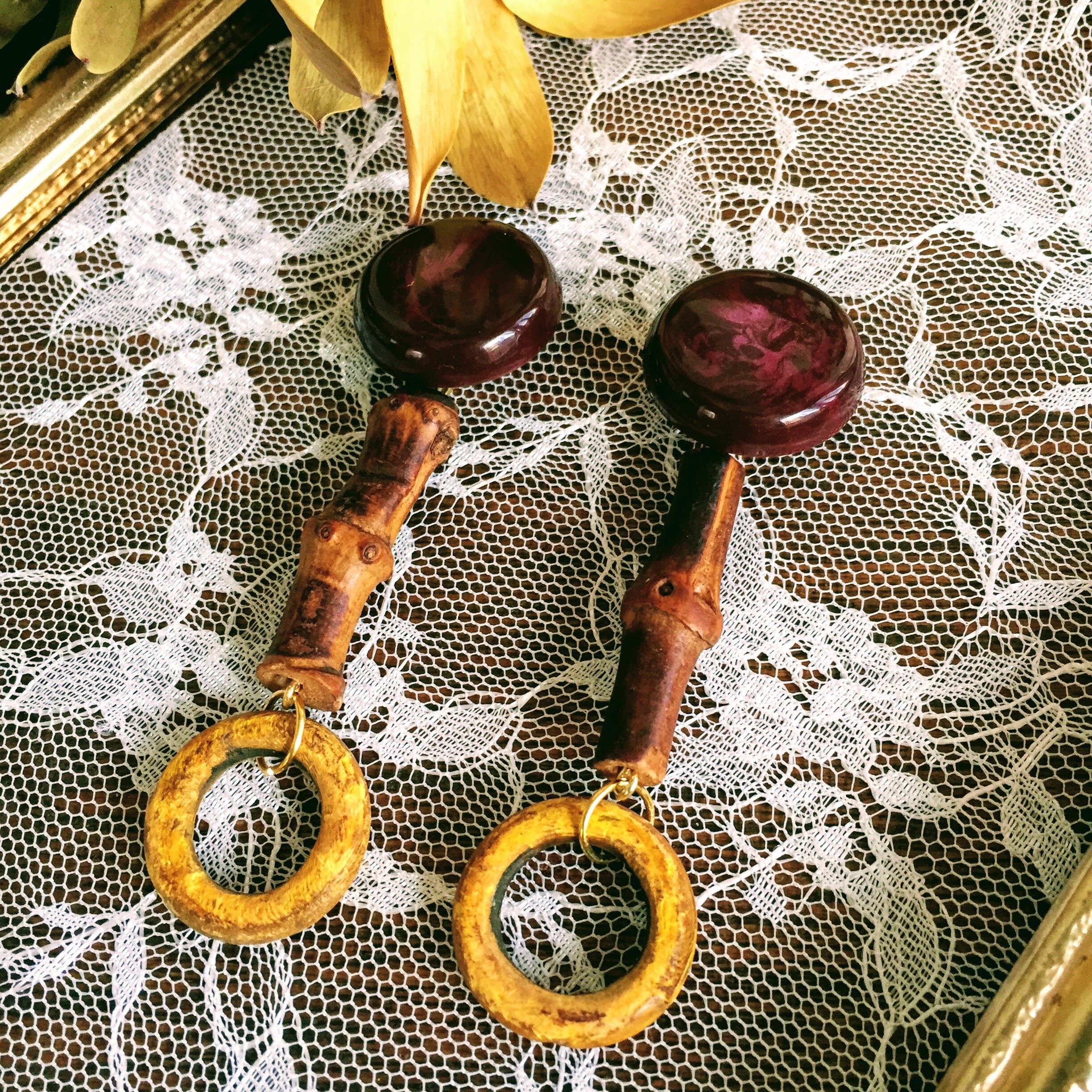 【SALE】シックなエスニックピアスorイヤリング(vintage button)