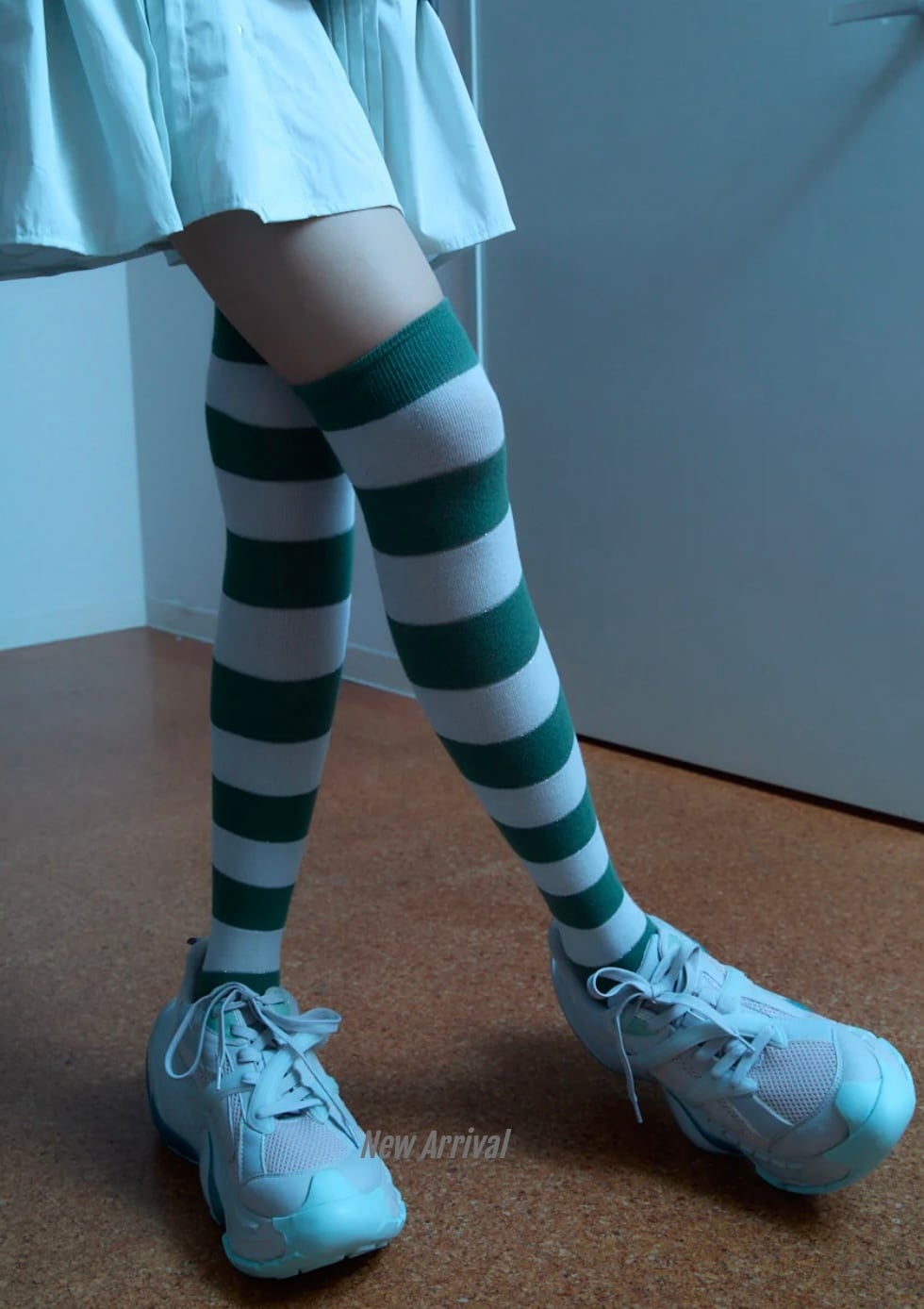 MIKIOSAKABE Multiverse Runner Gray | Pay ID