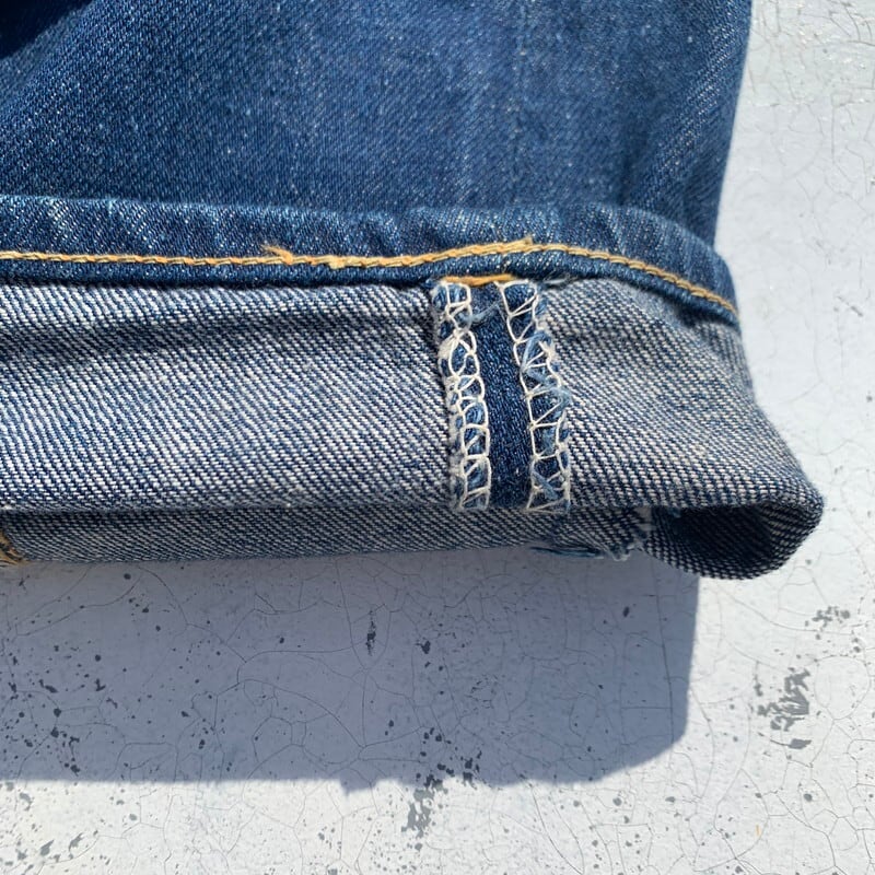 50's LEVI'S リーバイス 701 オリジナル モンローデニム Big E 両面タブ 均等V 濃紺 ドット刻印 GRIPPER カムロック  オフセット 脇割 リペア有り ライトオンス 隠しリベット W26~27 希少 ヴィンテージ BA-831 RM1200H | agito  vintage