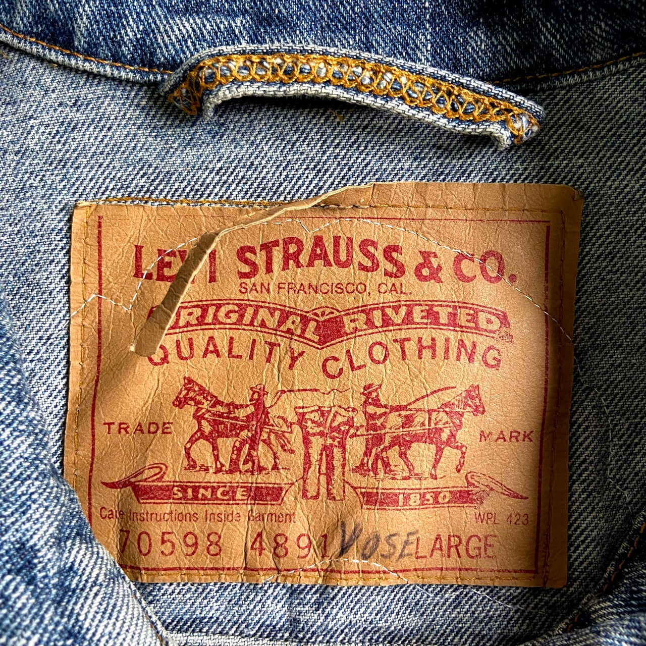 90年代 Levi's リーバイス デカパッチ 袖カットオフ 70598 4891 Harley-Davidson ハーレーダビッドソン  カスタムデニムベスト メンズXL相当 古着 90s ビンテージ ヴィンテージ ワッペン バイカーベスト【ベスト】【WS2202-15】 | cave 