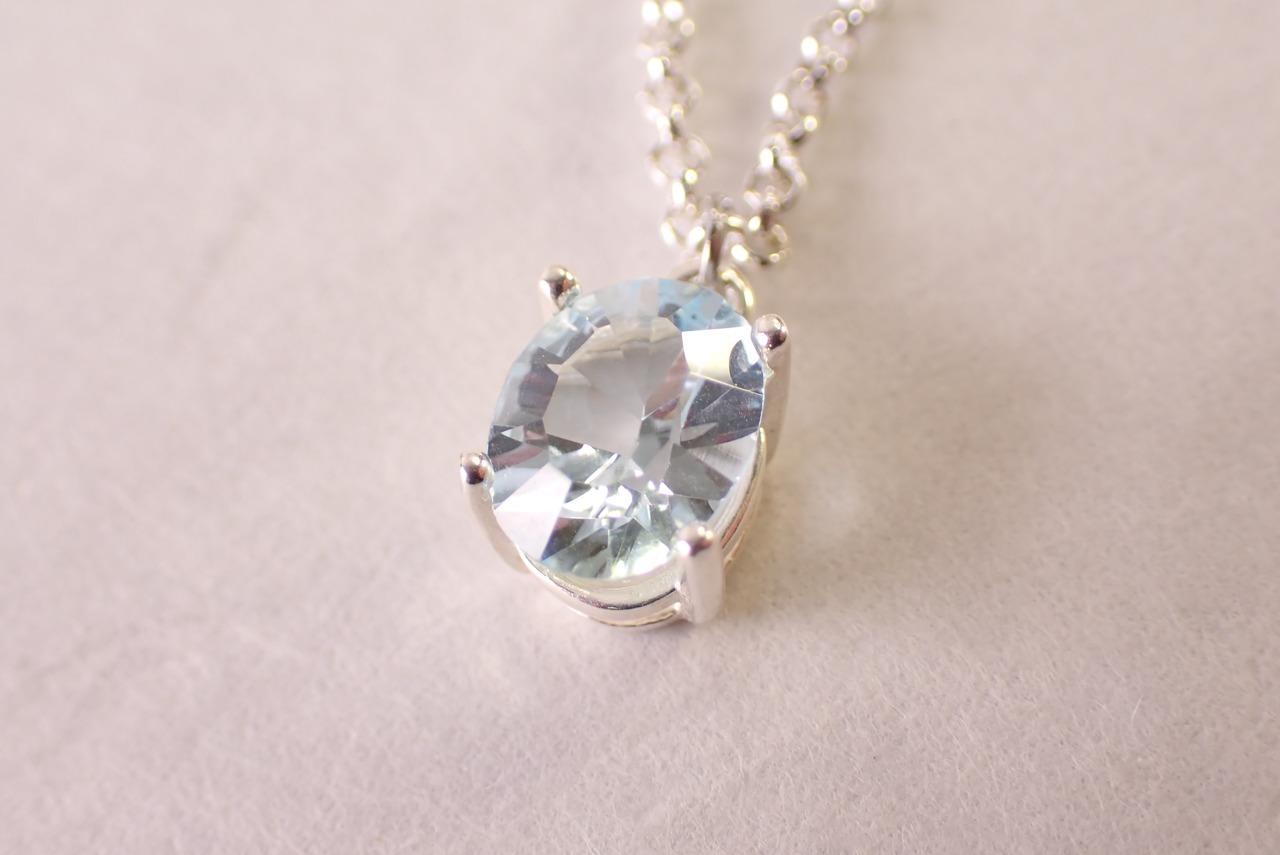 ブルートパーズネックレス　2.53ct [D12‐117]