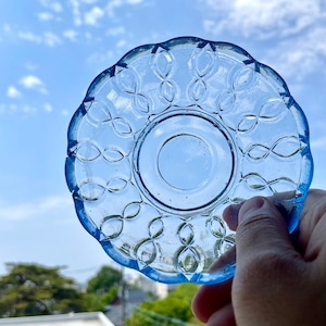 【45009】〈おまけ付〉波もようのブルーガラス皿 昭和/ Glass Plate - Blue Wave/ Showa