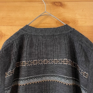 【ITALIAN SWEATER】イタリア製 ベスト 前開き 柄物 柄ライン ITALY EU古着 ヨーロッパ古着