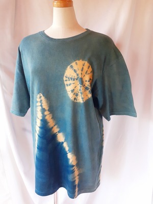 手染めのTシャツ・兼用XLサイズ(藍染・ベンガラ染め)