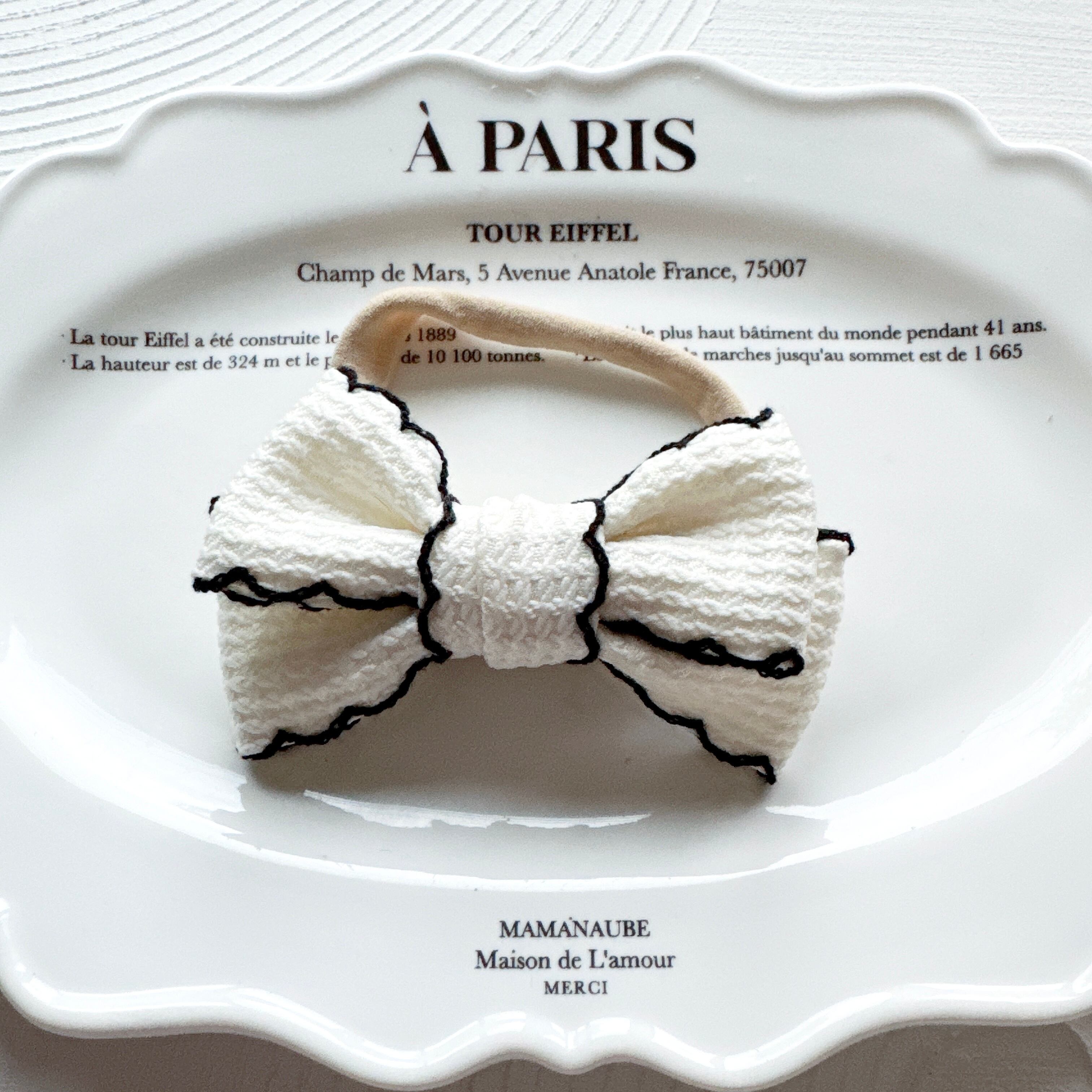 ブラックラインホワイトヘアバンド(小さめ後ろ支え付き)