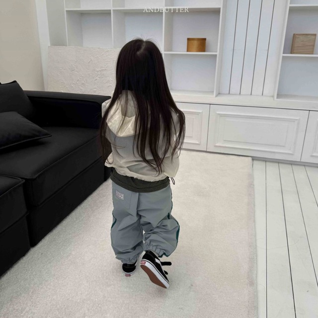 《送料無料》予約:ツーライン切り替えパンツ【ANDBUTTER】