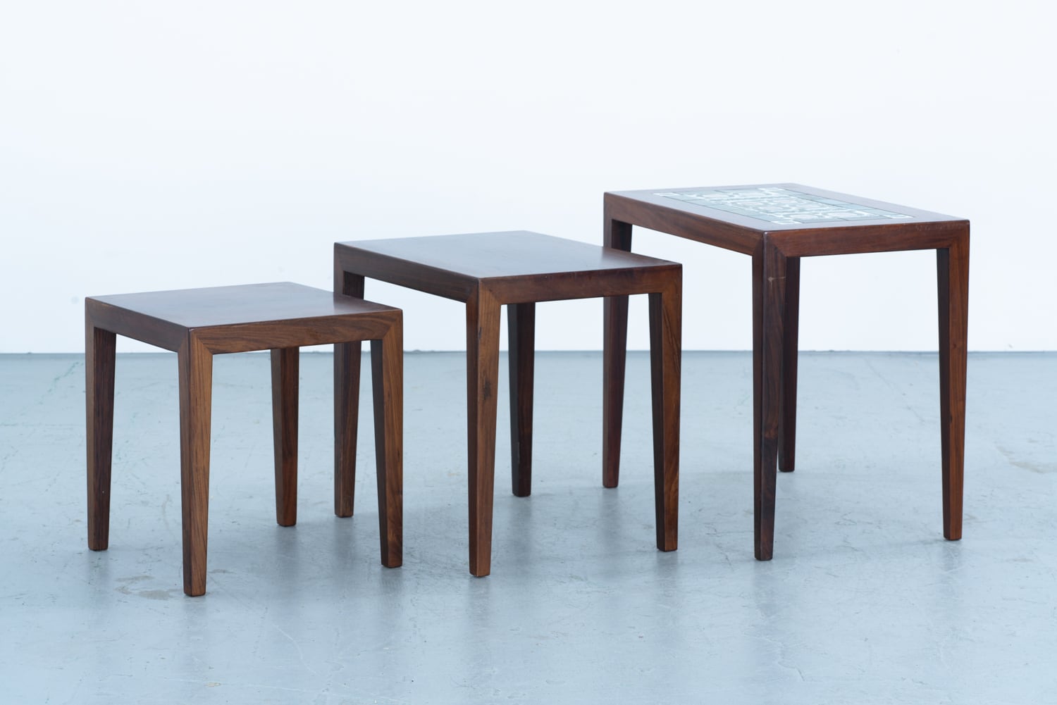 as it is】 Severin Hansen & Grethe Helland | Model.163 Nest Table