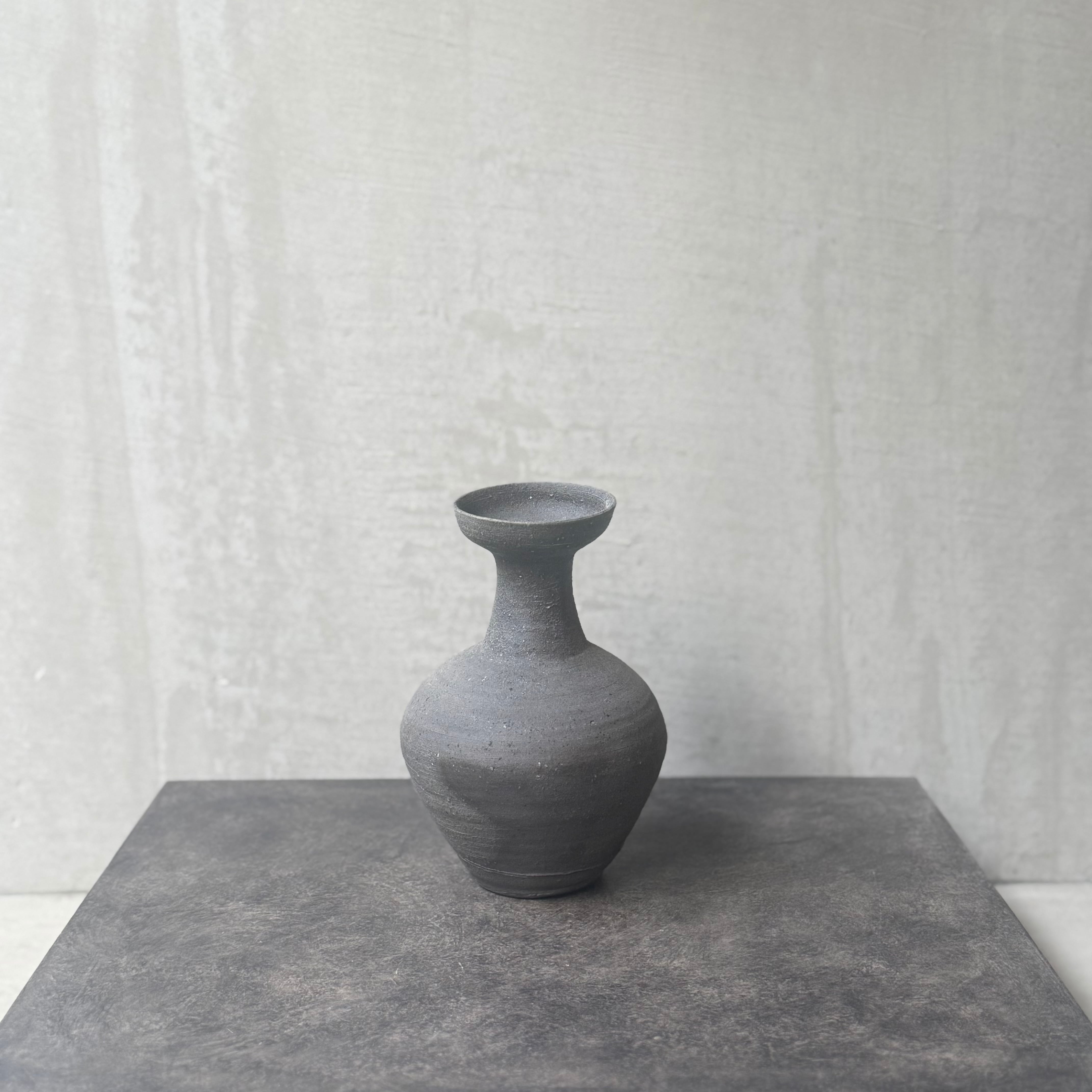 清水善行 須恵花入 | gallery 一白