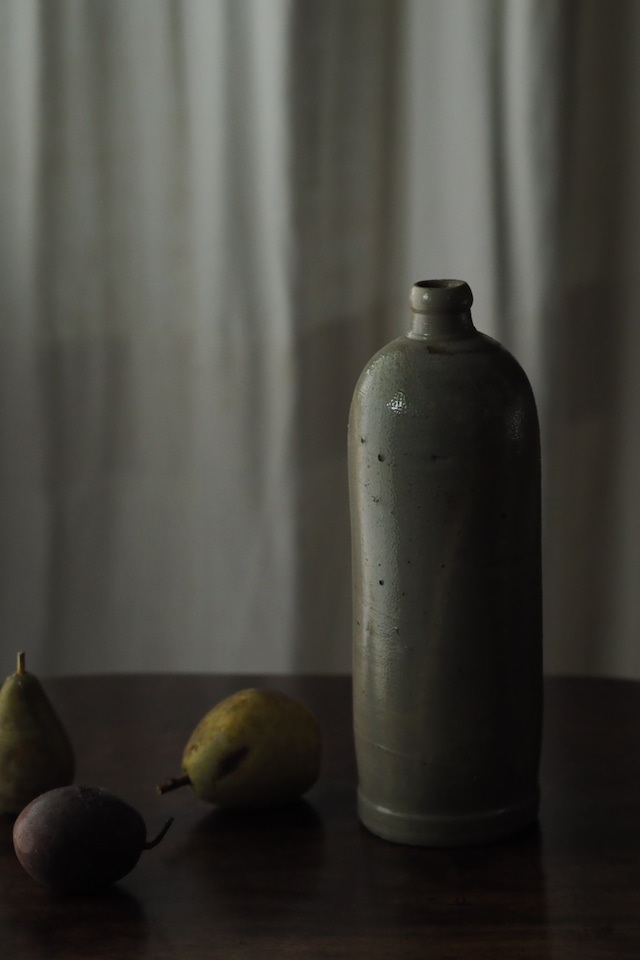ストーンウェアのビアボトル-antique stone ware bottle