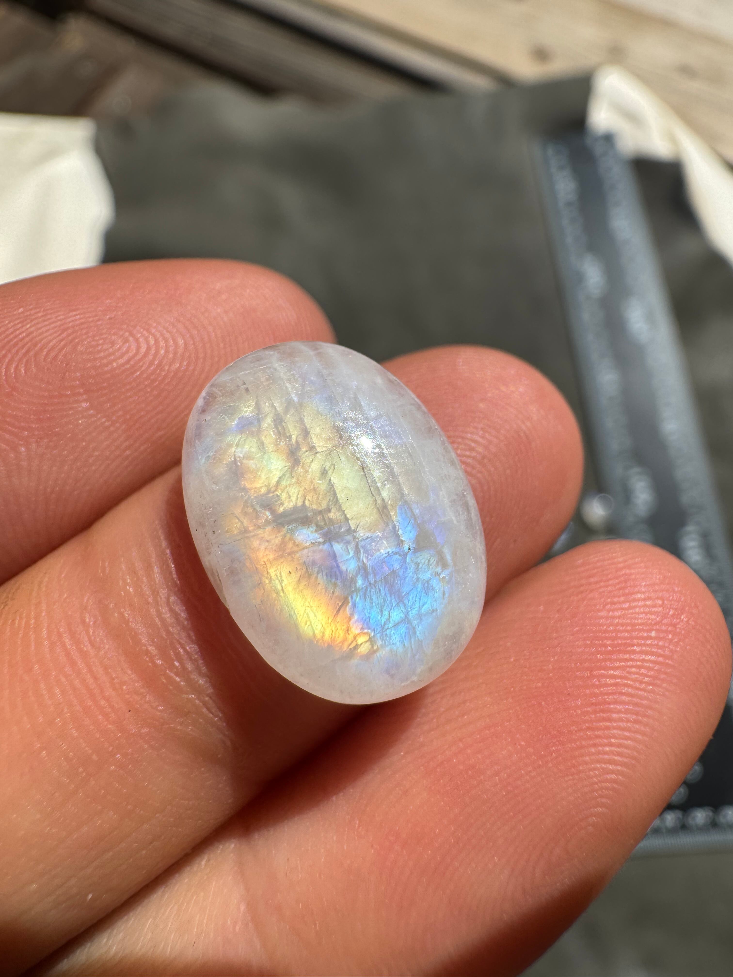 【閉店前新月スペシャル】ひかりのヴェールに包まれて|高品質ムーンストーン15