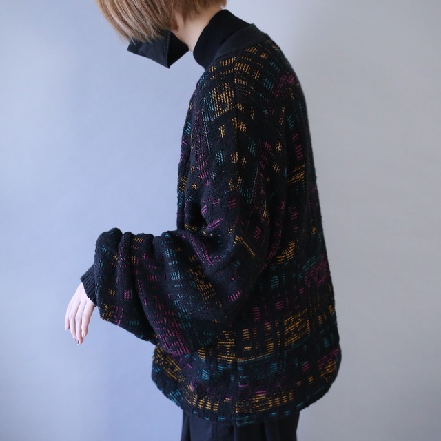 "LONDON FOG" psychedelic multi color design loose silhouette knit cardigan