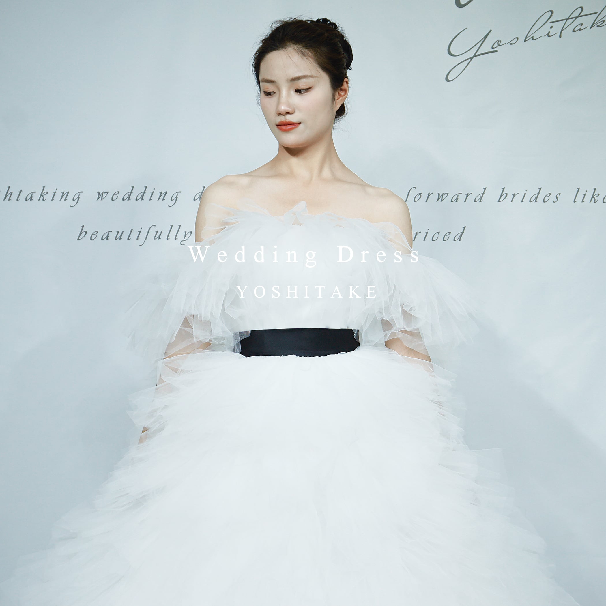 ウエディングドレス.白.チュール.Aライン.リボン.オフショルダー.Y2519 9558ee56adbae70b1a7c6888766aa1