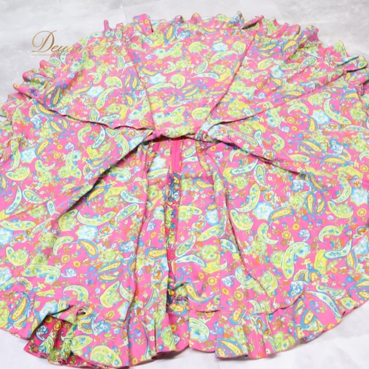 フラメンコ 衣装 ファルダ スカート ボランテ フリル 柄 模様 ペチコート 軽い ダンス パーティ 発表会 緑 青 ピンク系 イエロー系 華やか おしゃれ レディース ステージ衣装 踊り 柄物