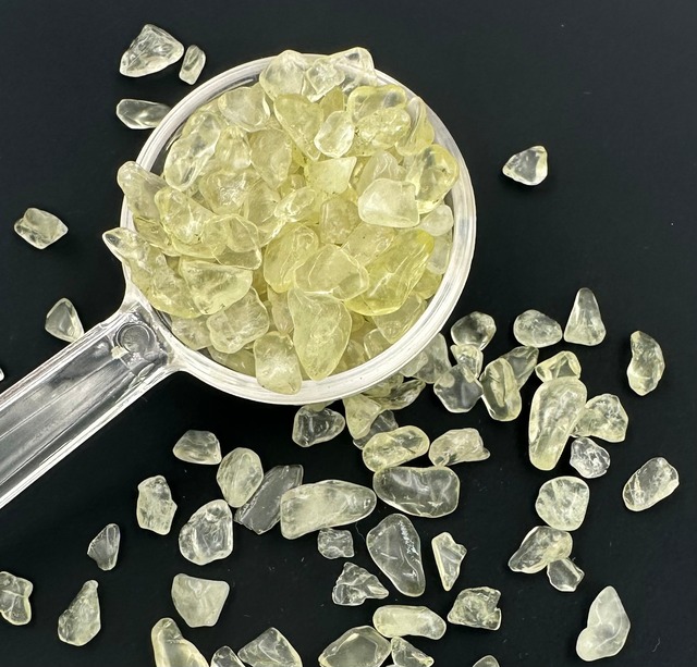 (00980)レモンシトリン　【100g】　細石　さざれ石　黄水晶　Citrine　浄化グッズ　パワーストーン　天然石　天然石インテリア