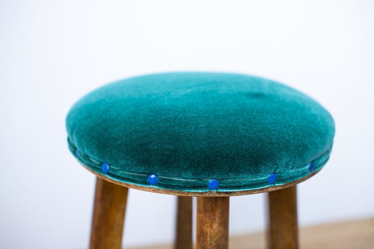GOOD LUCK CHAIR 003