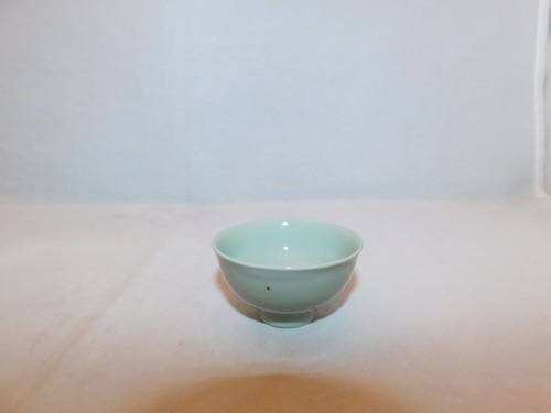 青磁盃 celadon porcelain sake cup  (No14)