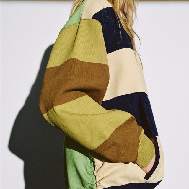 Striped drop shoulder knit A00097