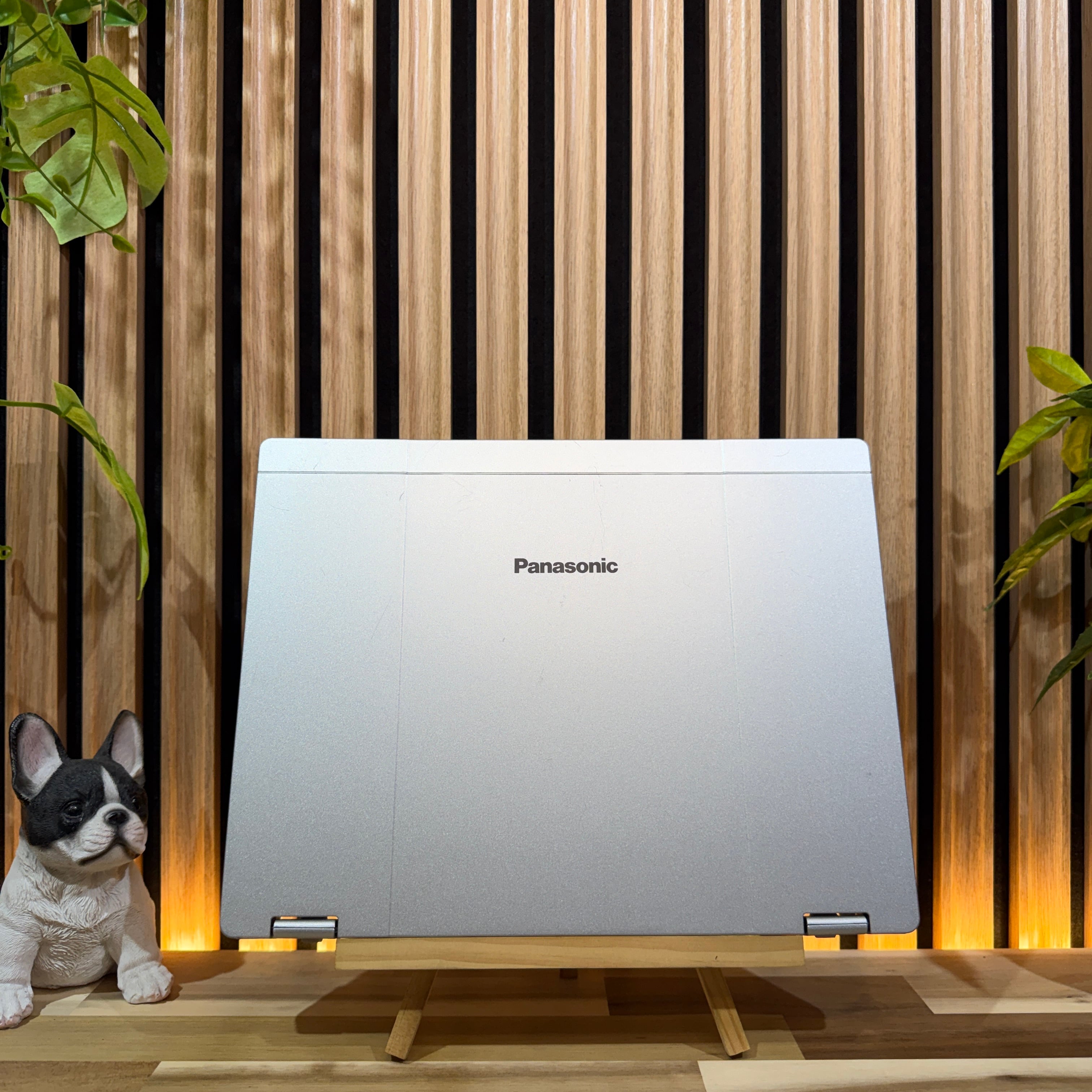 公式ショップ限定価格❣️/ ☘SIMフリー‼️最高峰i7☘CF-QV9☘メモリ