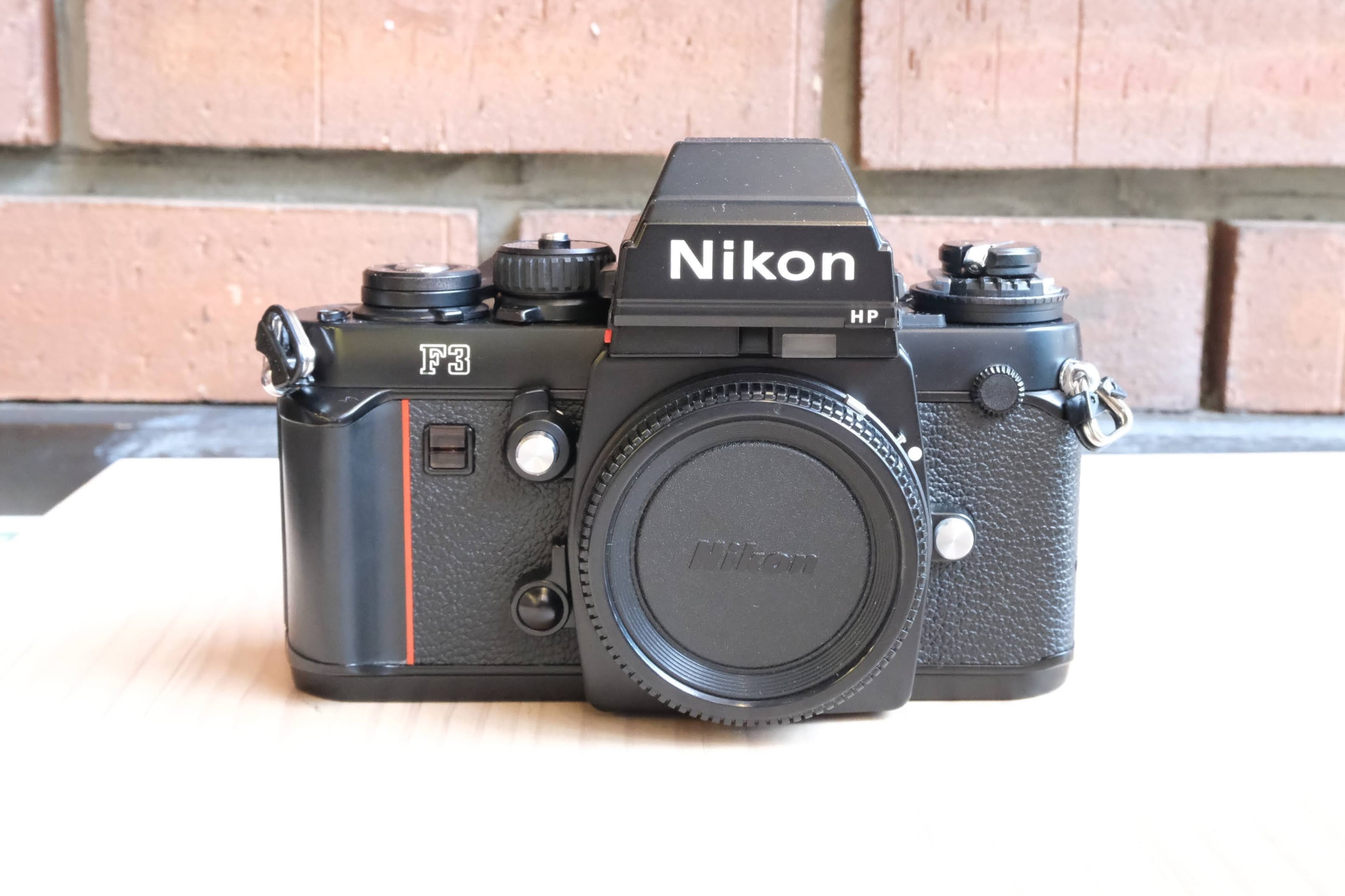 Nikon F3HP Body (DATABACK MF-14付)【フォト工房キィートスOH済・送料