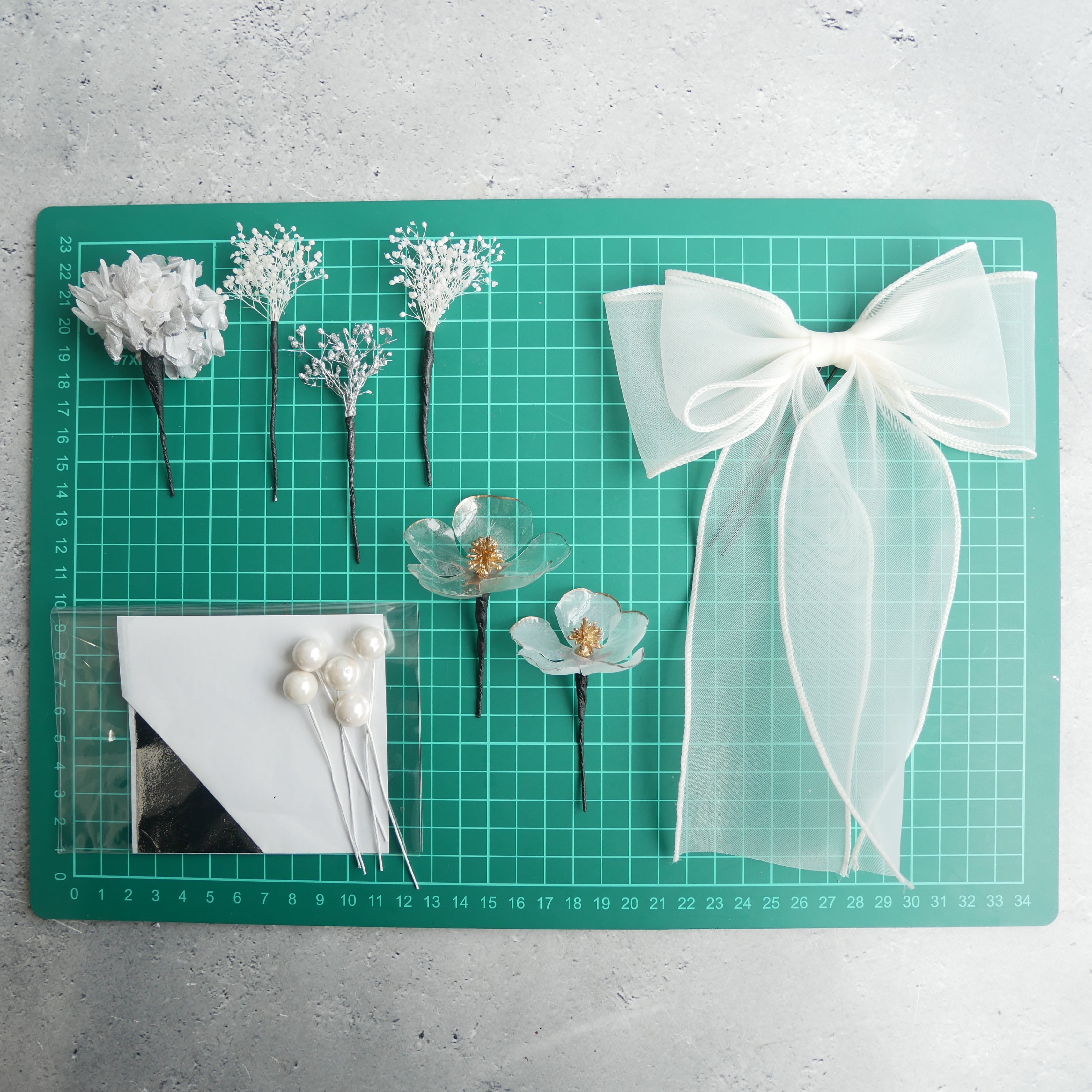 A178 オーガンジーダブルリボンの髪飾り | Lomeri (ロメリ) お花のヘア