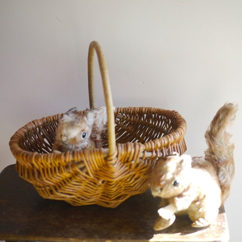 ラフな樹皮柳のバスケット　ワンハンドル　ドイツ