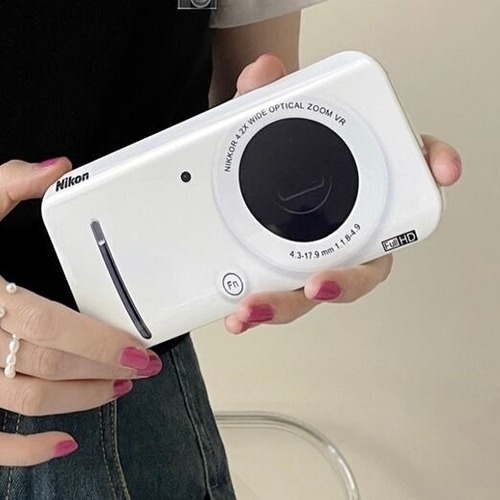 【送料無料】 iPhoneケース スライド式 カメラ l かわいい おしゃれ 大人っぽい 韓国 スマホケース カメラカバー 白 ホワイト 黒 ブラック
