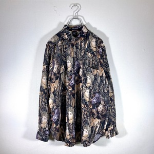 総柄 デザインシルクシャツ 彫像柄