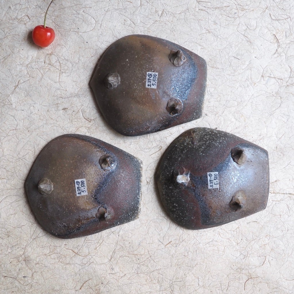 土本訓寛・久美子/焼締象嵌 蓮弁小皿